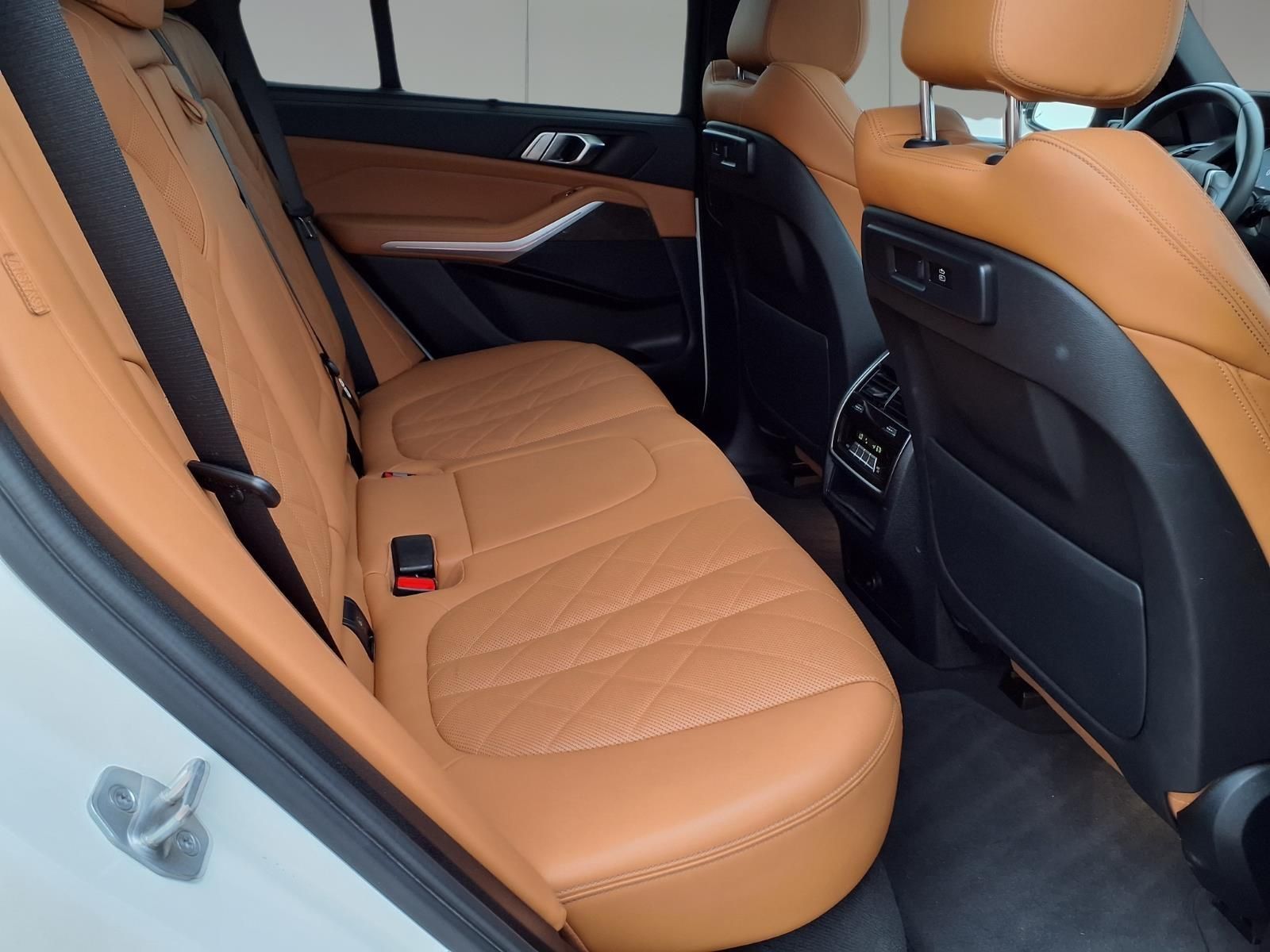2023 BMW X5 sDrive40i White at Bayway Cadillac Southwest