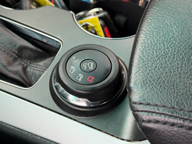 Used 2014 Silver Ford XLT image 36