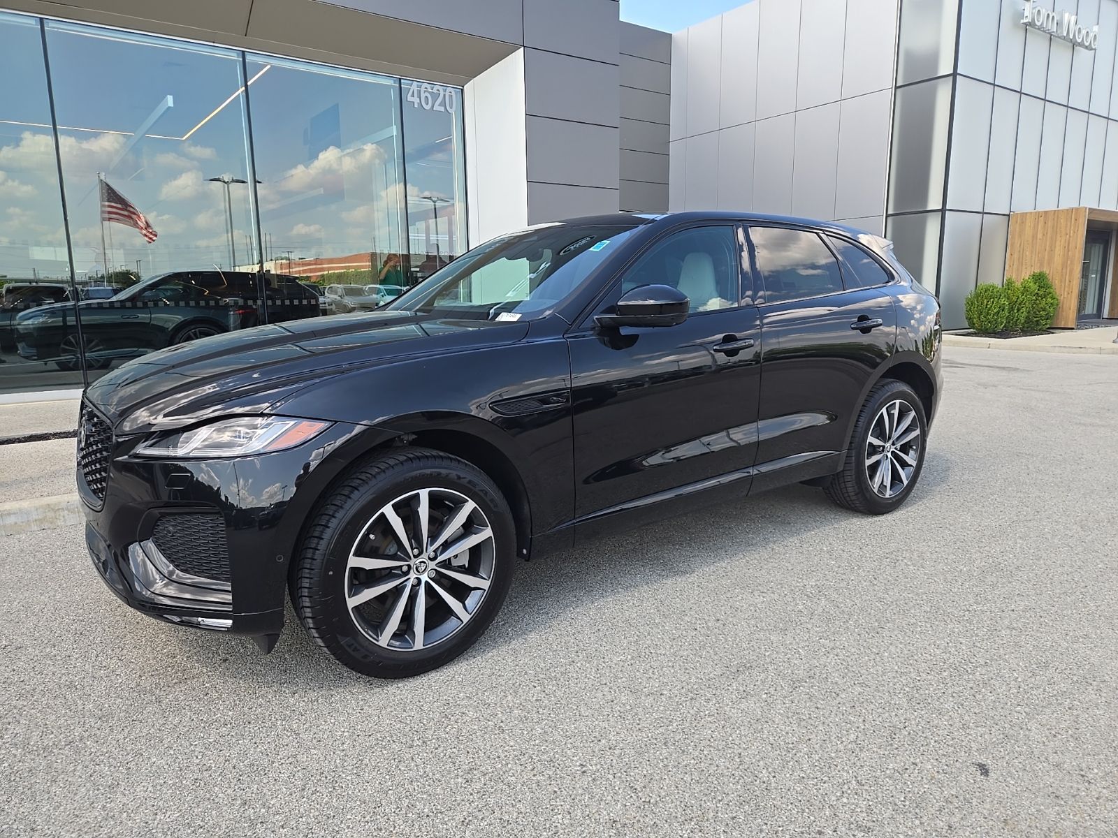 Santorini Black 2026 Jaguar F-PACE SUV / Crossover All-Wheel Drive 8-Speed Automatic