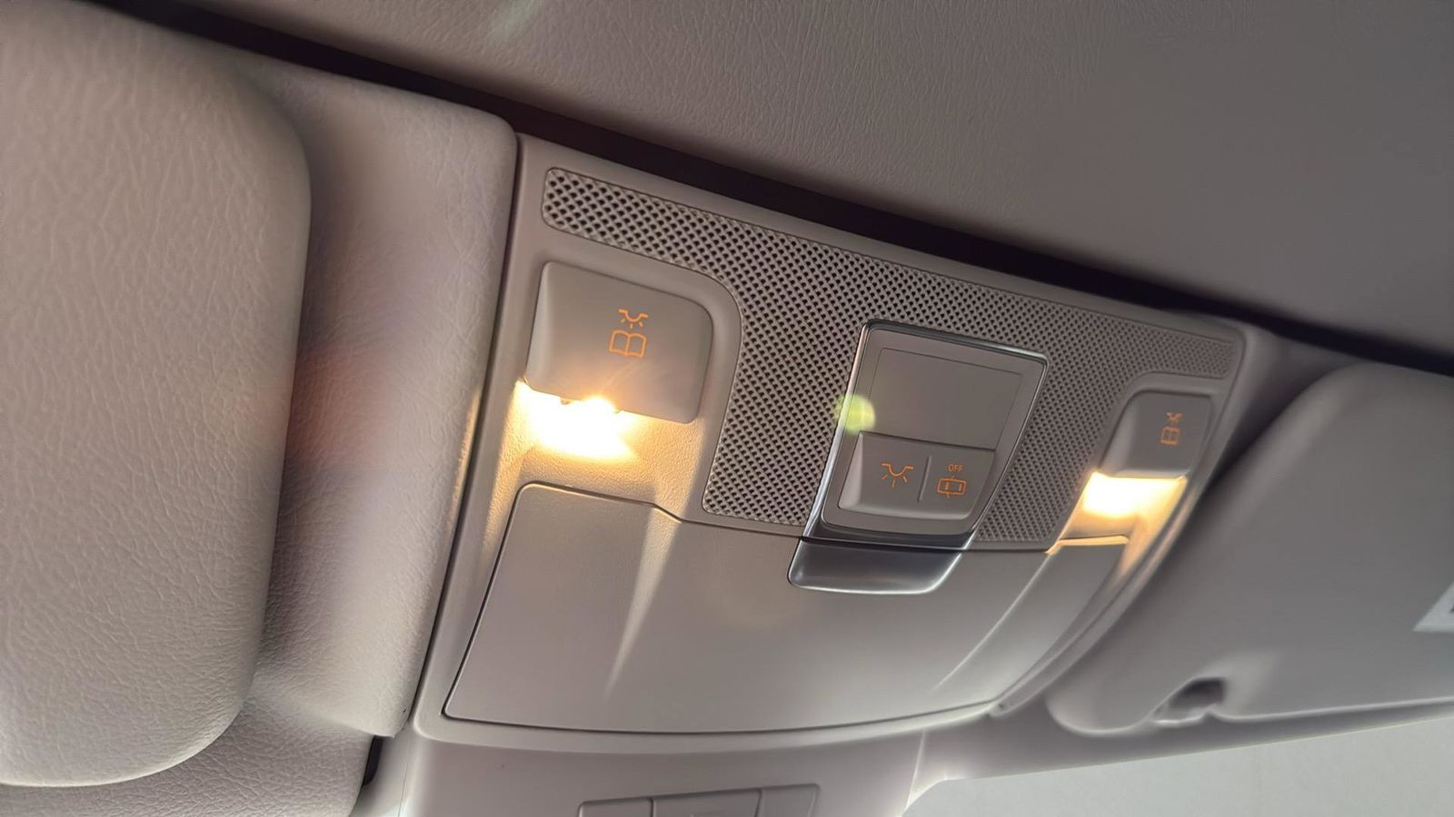 Used Car 2015 Mercedes-benz Sl-class  Sl 400 Roadster For Sale Under $35,000 In Austin, Texas