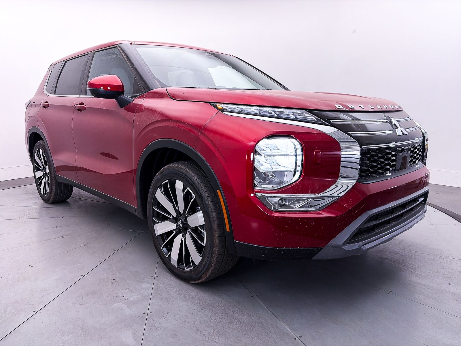 2026 Mitsubishi Outlander SE