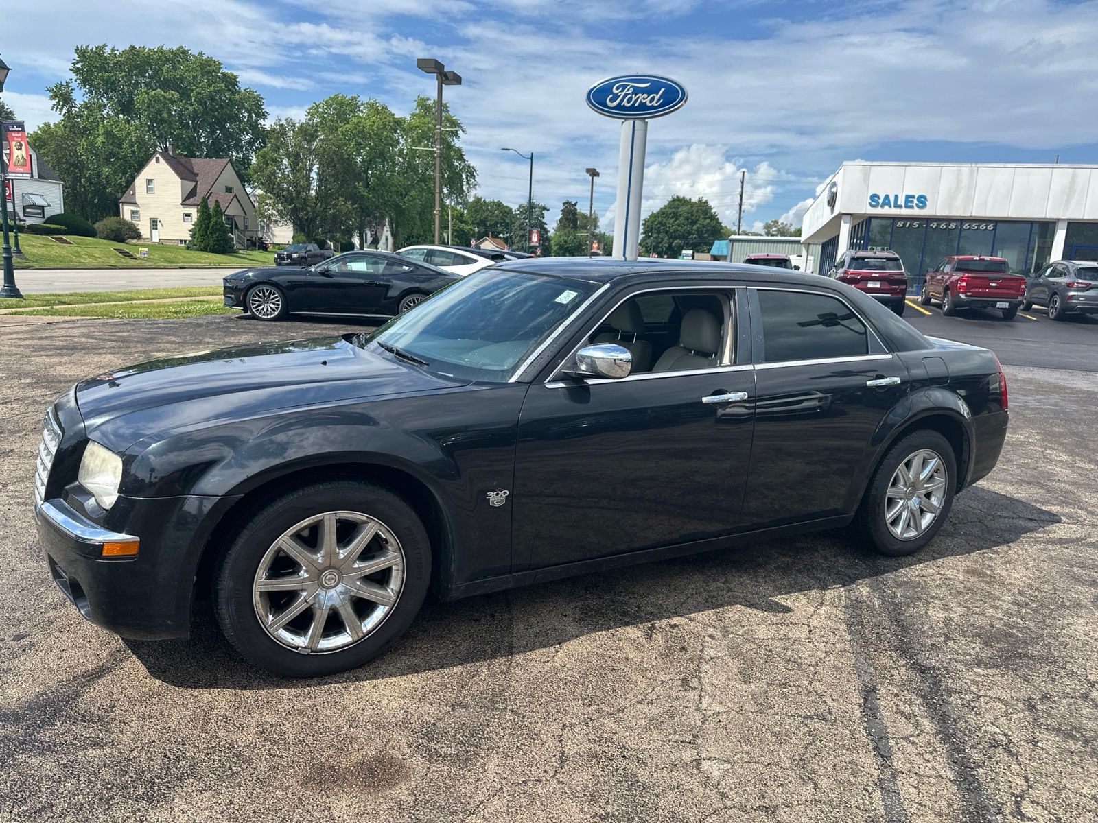 2007 Chrysler 300's photo