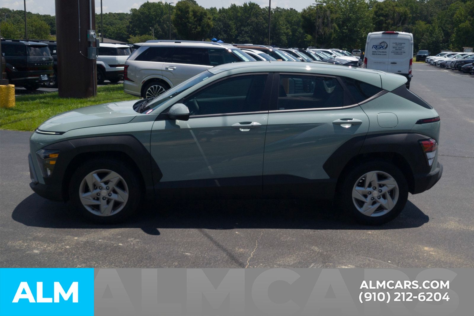 Used 2026 Green Hyundai SE image 10