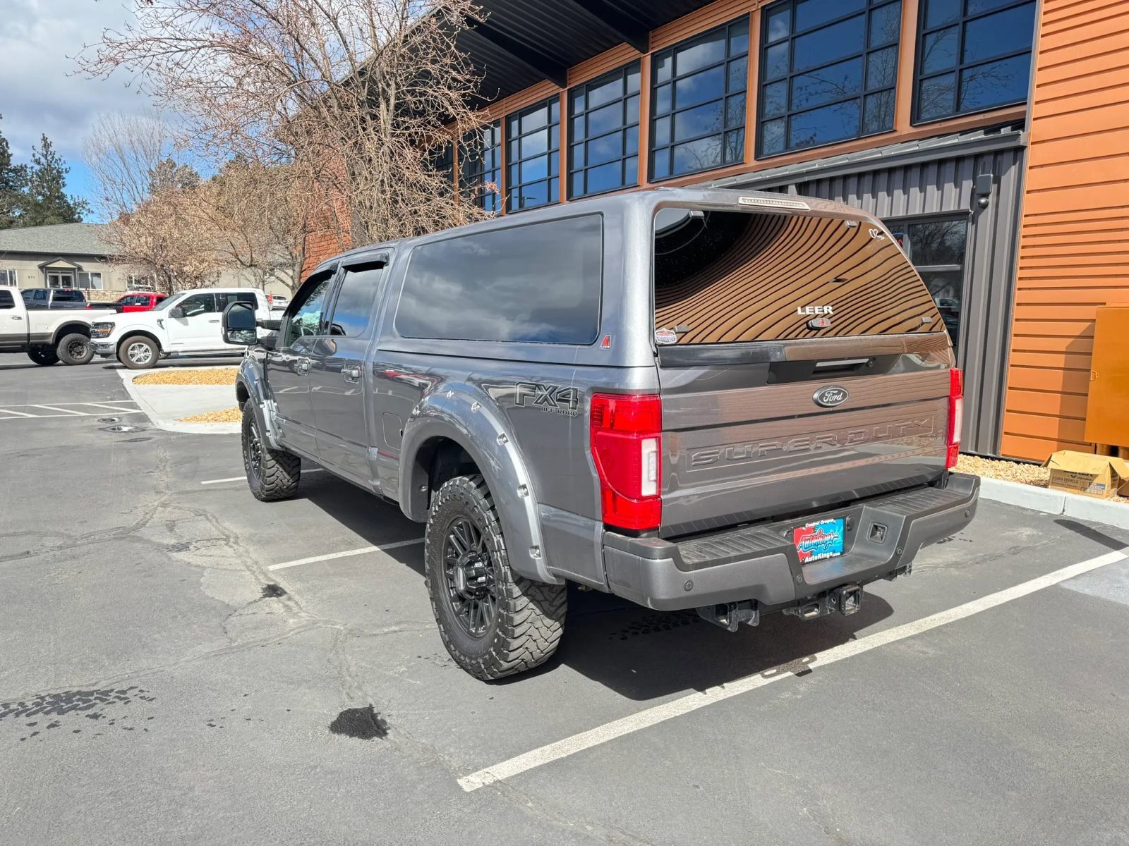 View vehicle photo 3