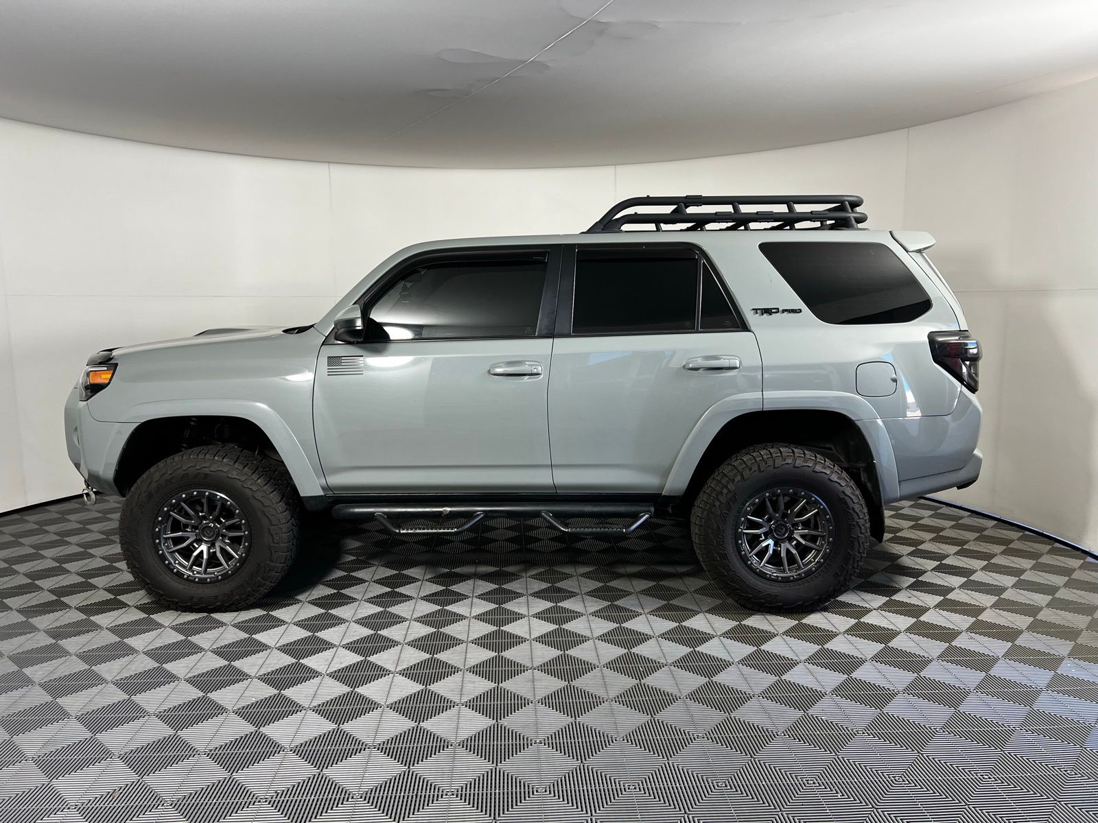 Thumbnail: 2021 Toyota 4Runner - 8