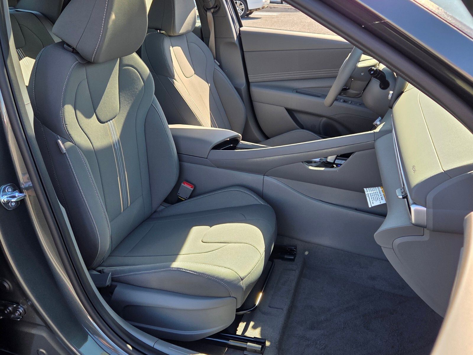 New 2026 Gray HYUNDAI SEL Sport image 15