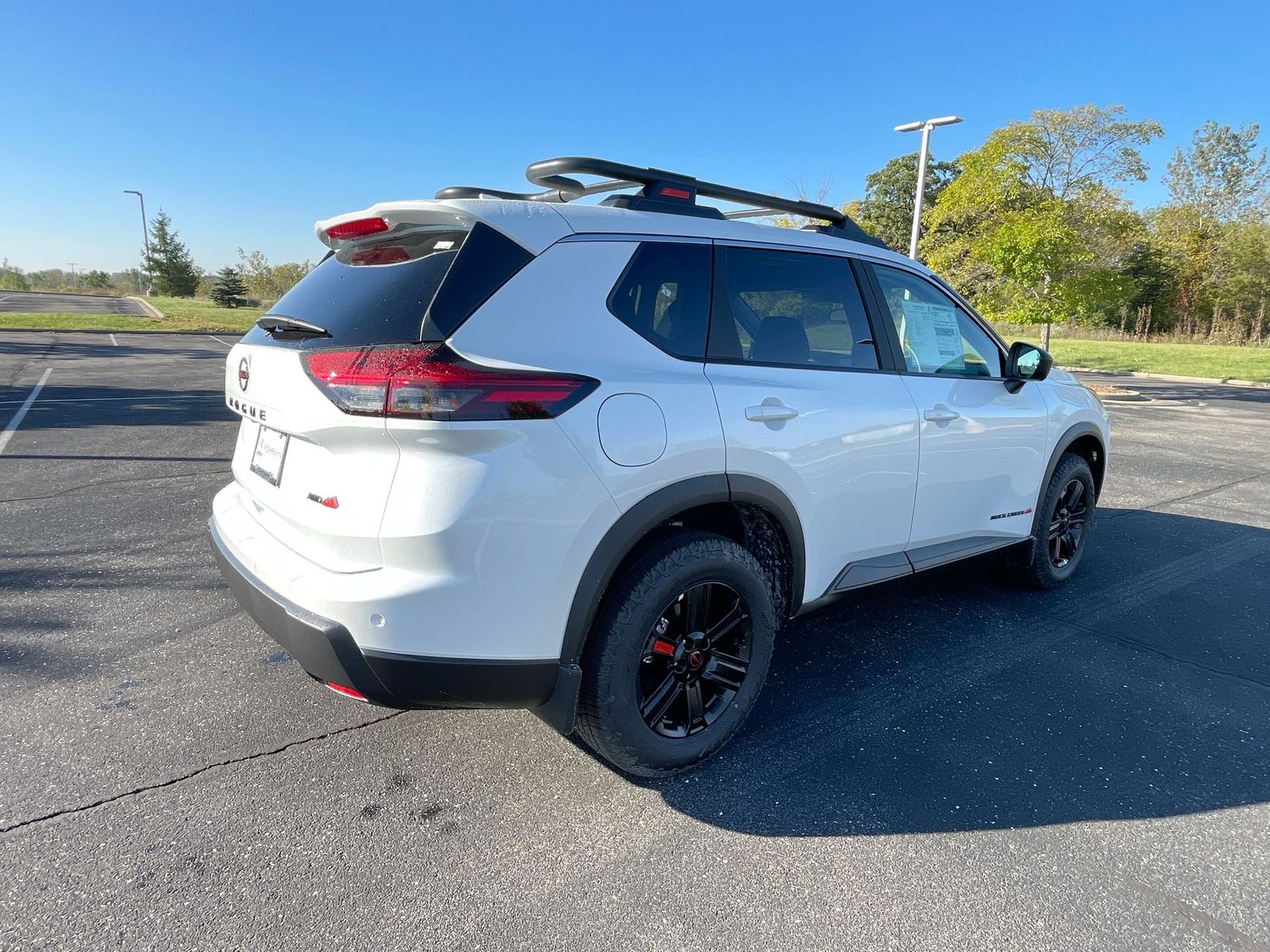 2025 Nissan Rogue SV 34