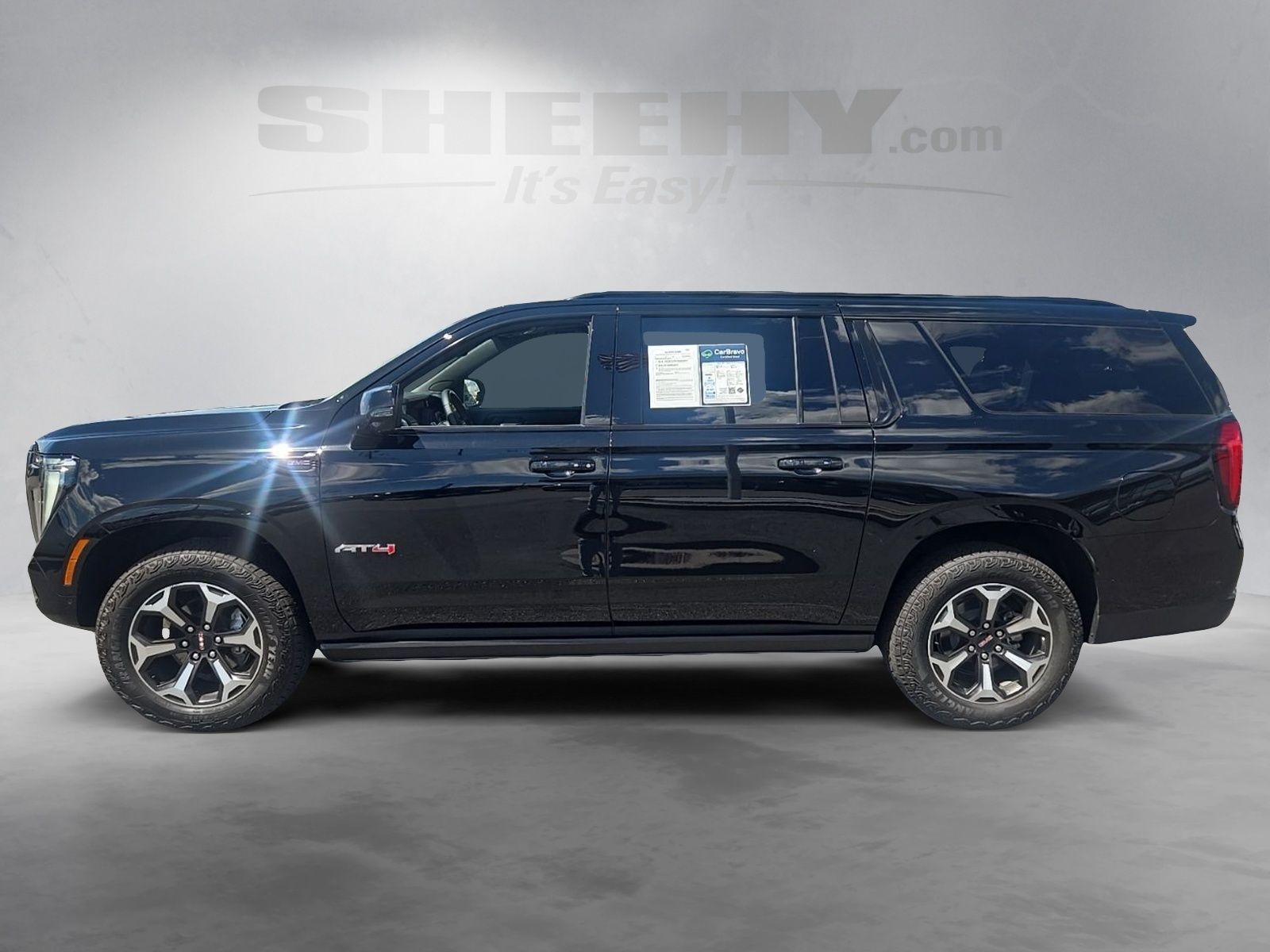 Used 2026 Black GMC AT4 Ultimate image 17