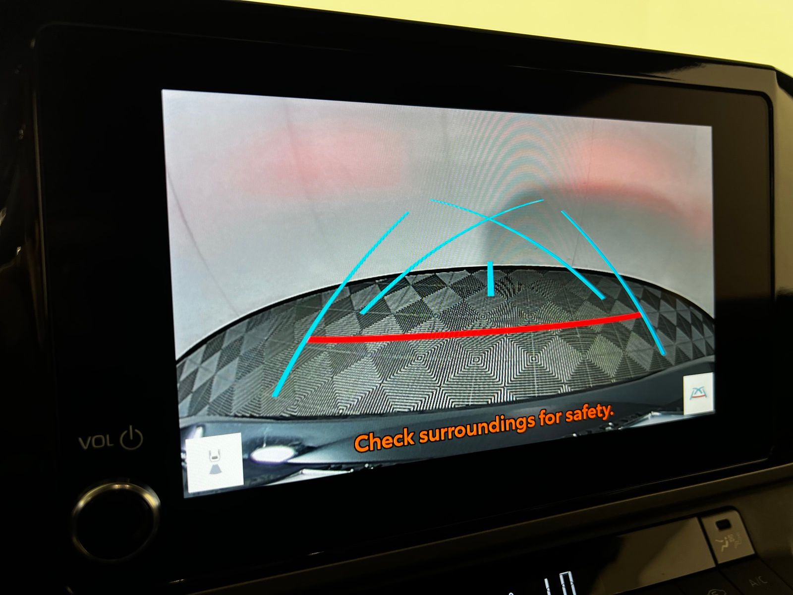 Thumbnail: 2025 Toyota Camry - 18