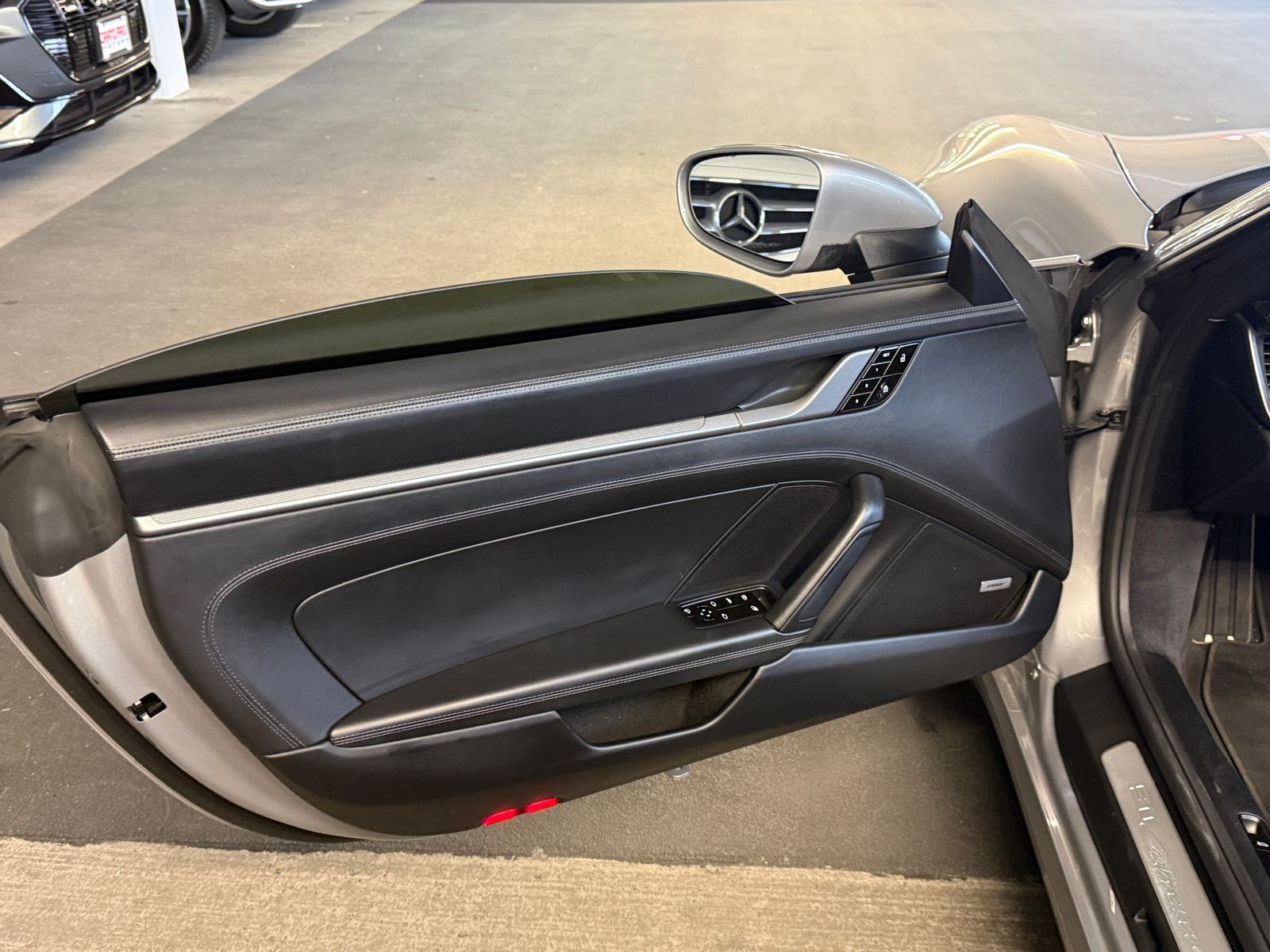 2020 Porsche 911 Carrera 4S — photo 4