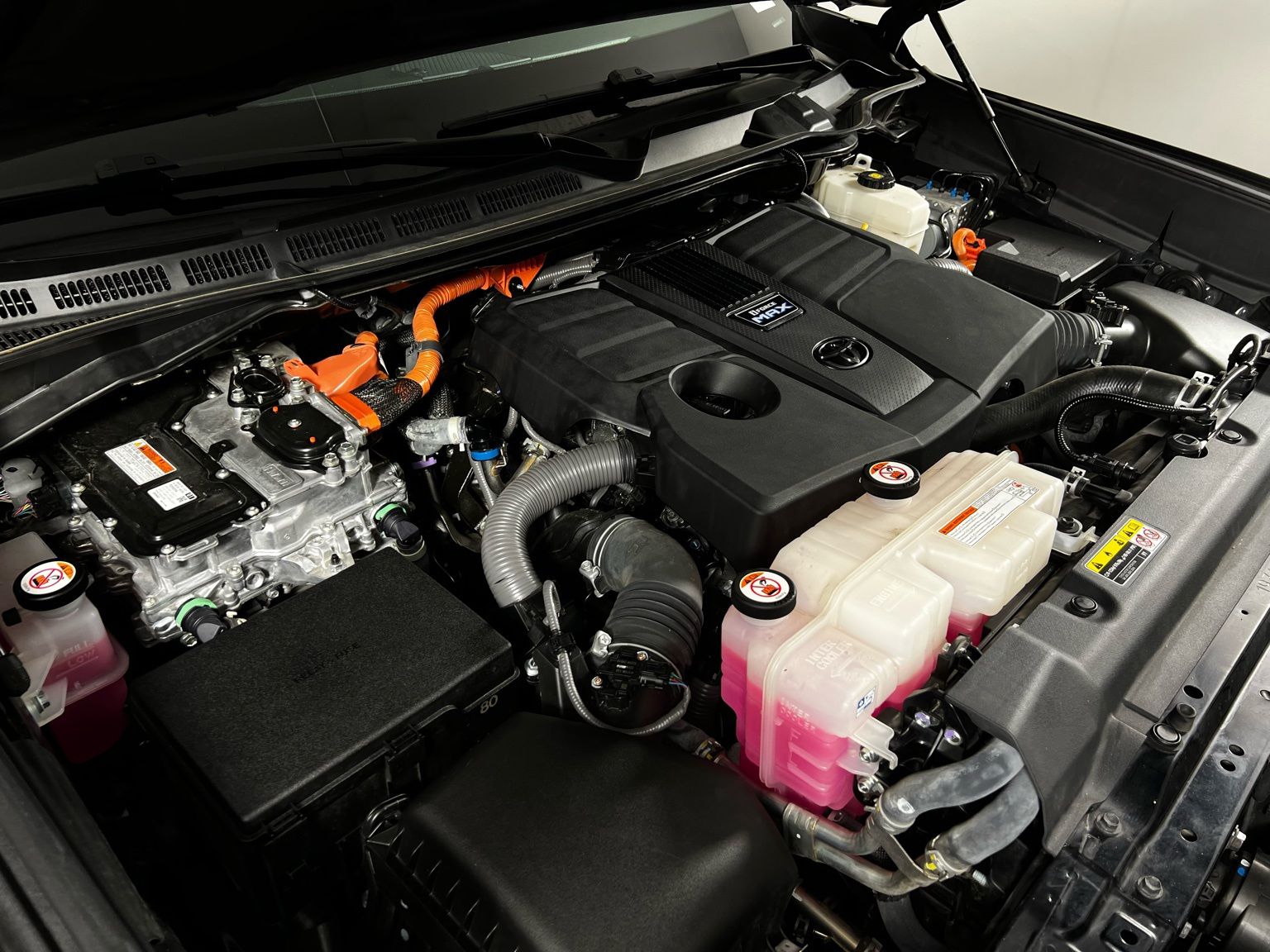 Thumbnail: 2023 Toyota Sequoia - 10