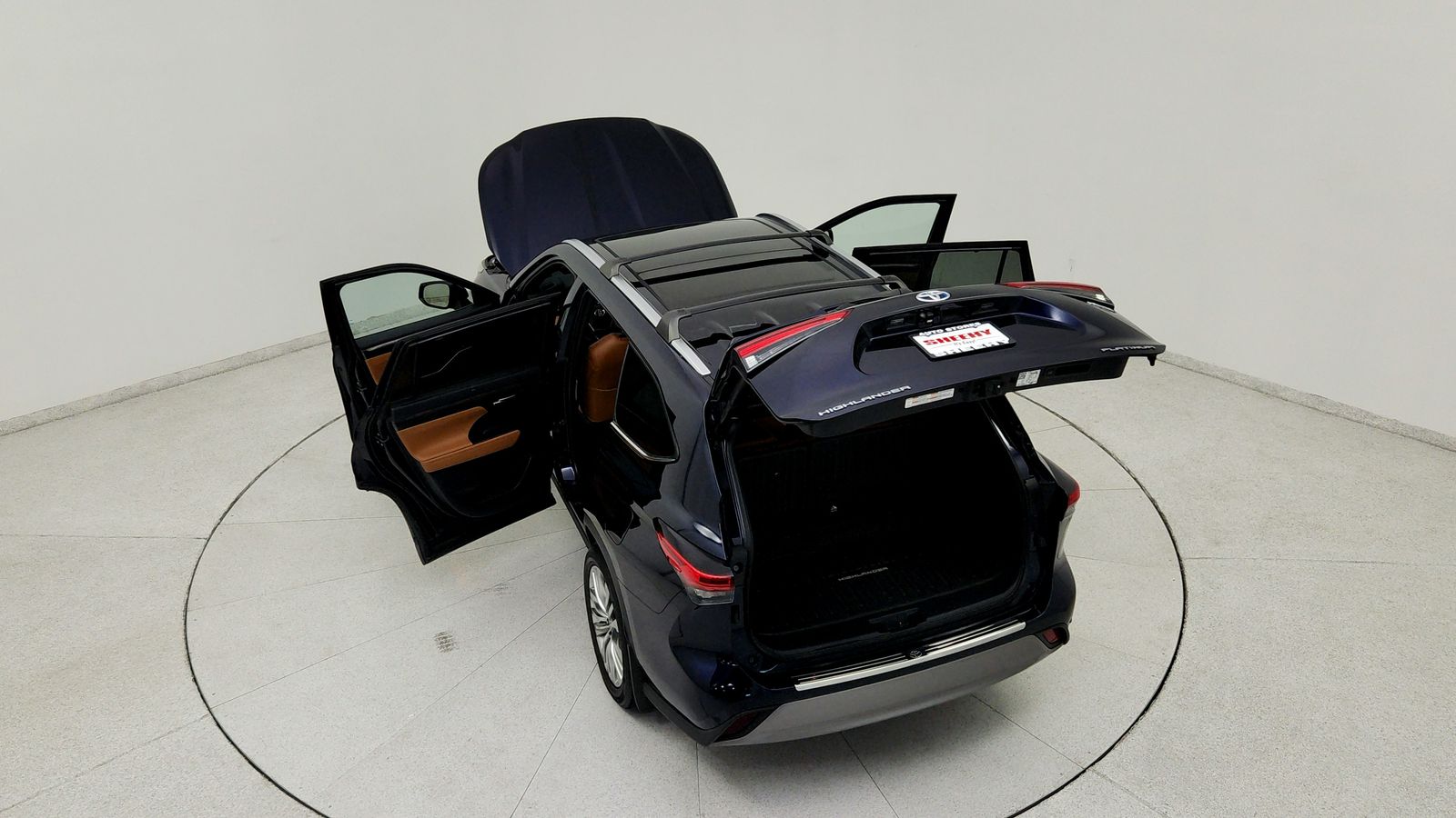 Used 2023  Toyota Platinum image 23