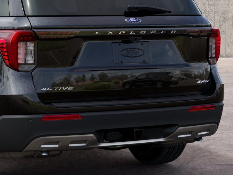 New 2027 Black Ford Active image 22