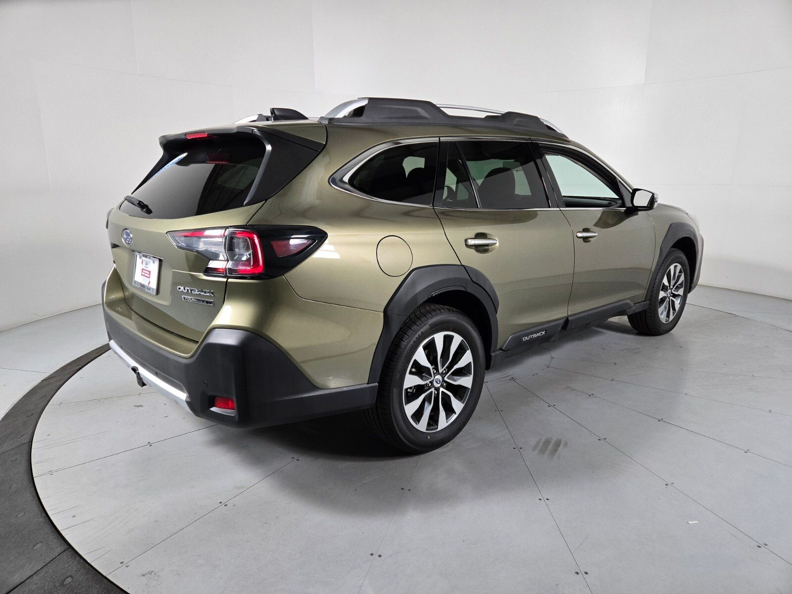 2023 Subaru Outback Touring XT 4