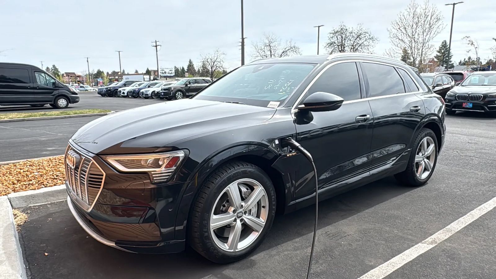 Black Metallic 2019 Audi e-tron Prestige quattro AWD SUV / Crossover All-Wheel Drive Automatic