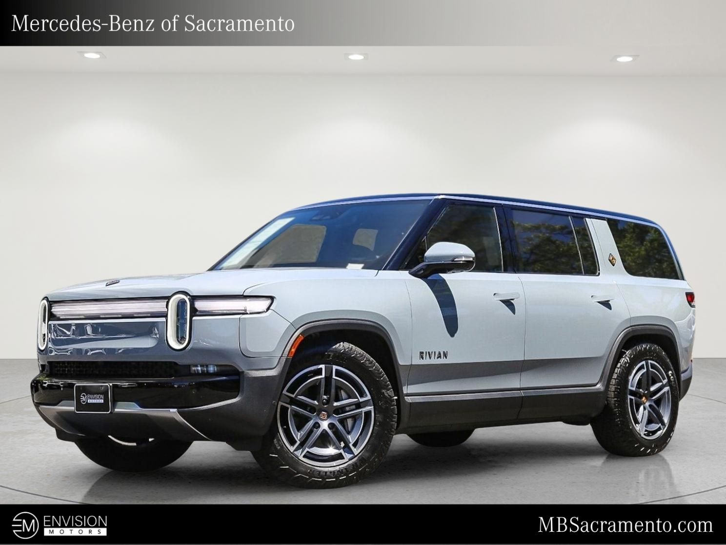  2025 Rivian R1S Adventure Dual Motor AWD   