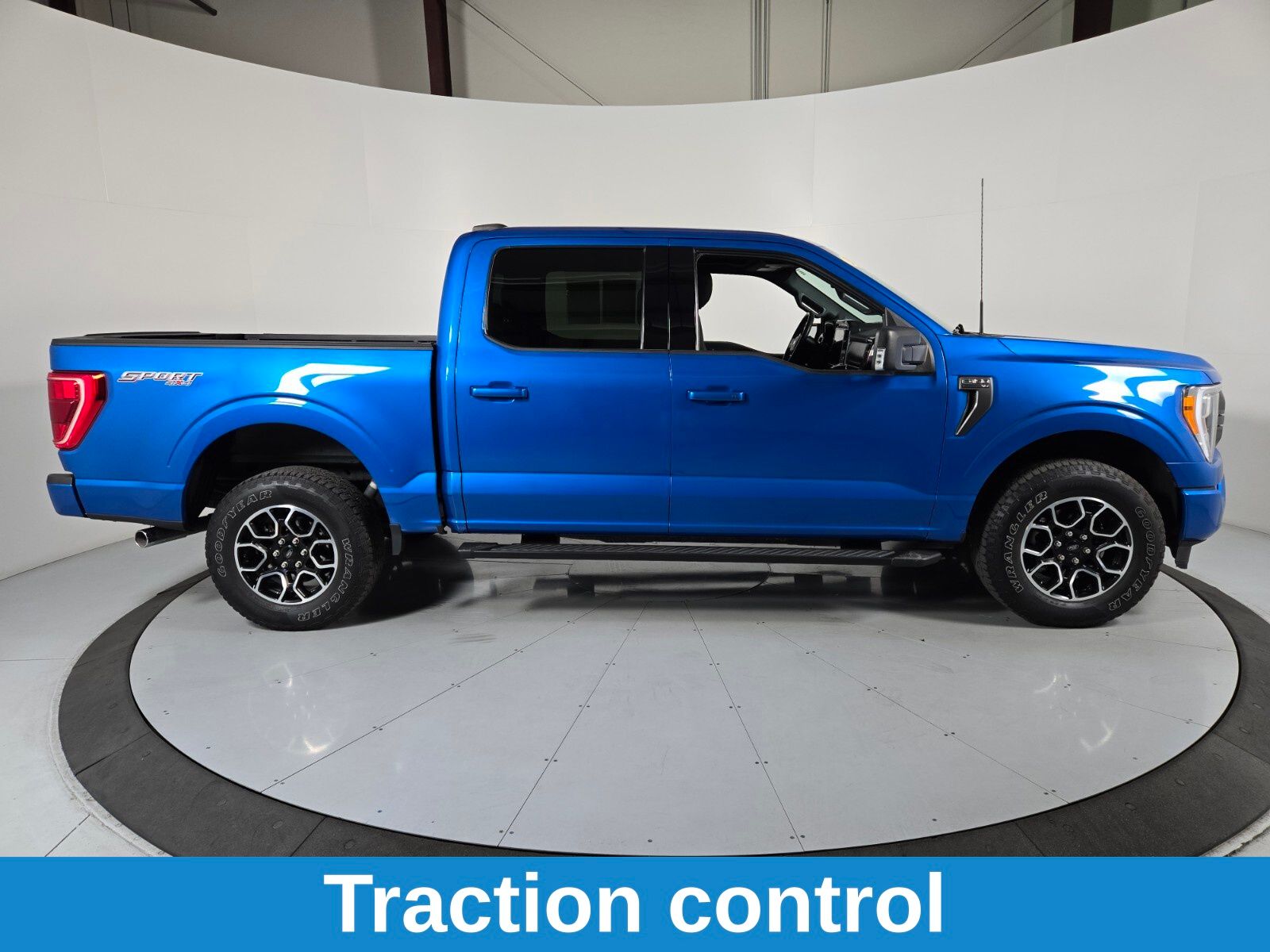 2021 Ford F-150 XLT 4