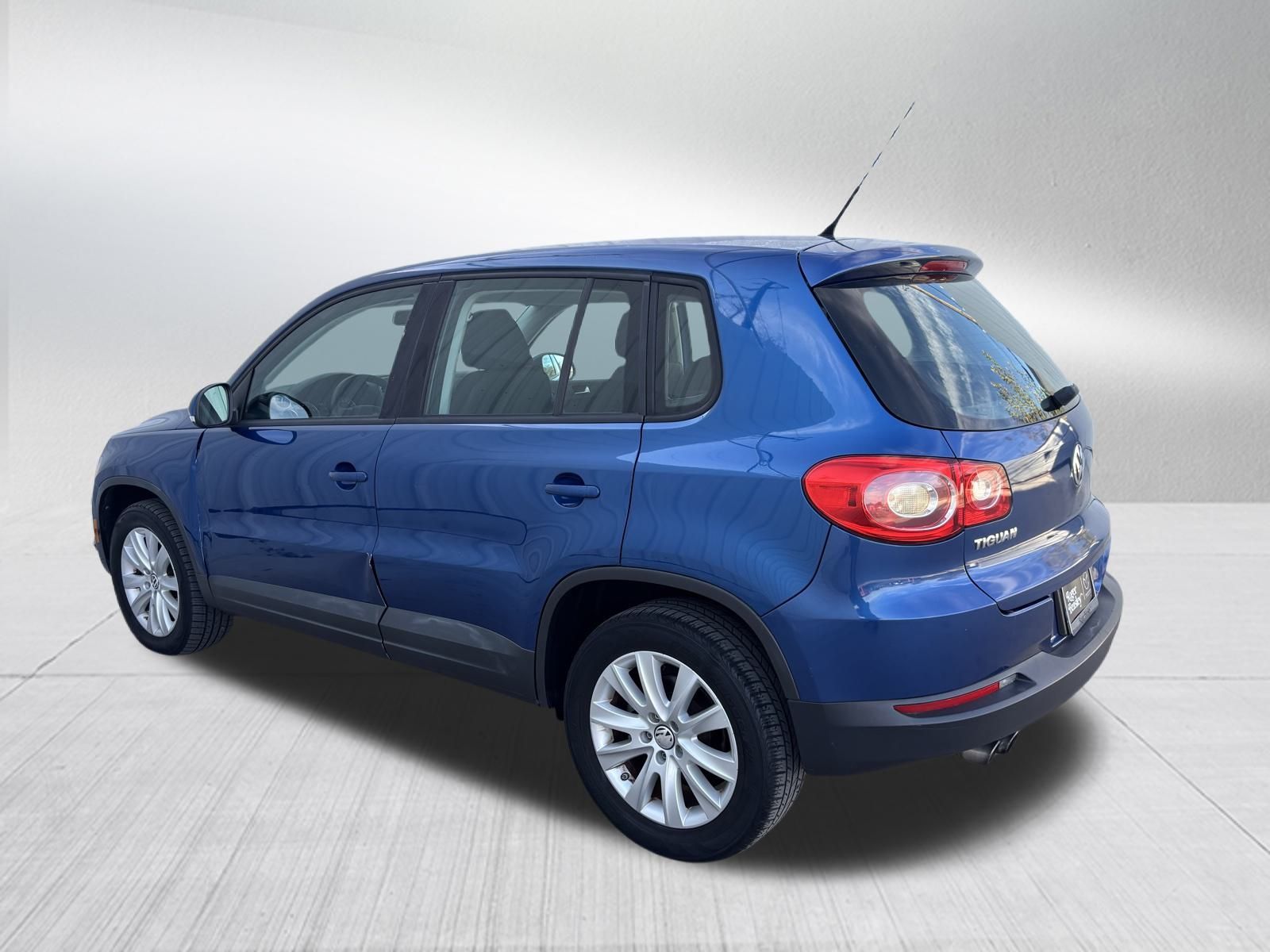 Used Car 2010 Volkswagen Tiguan  For Sale Under $10,000 In Austin, Texas