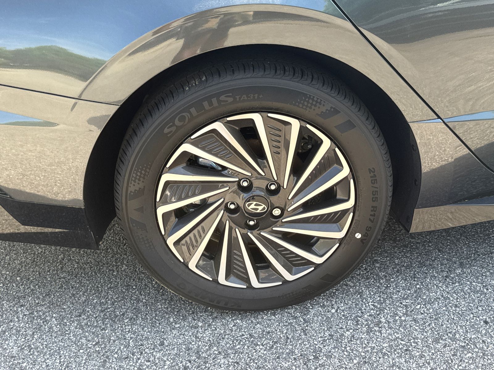 2025 Hyundai Sonata Hybrid SEL photo 16
