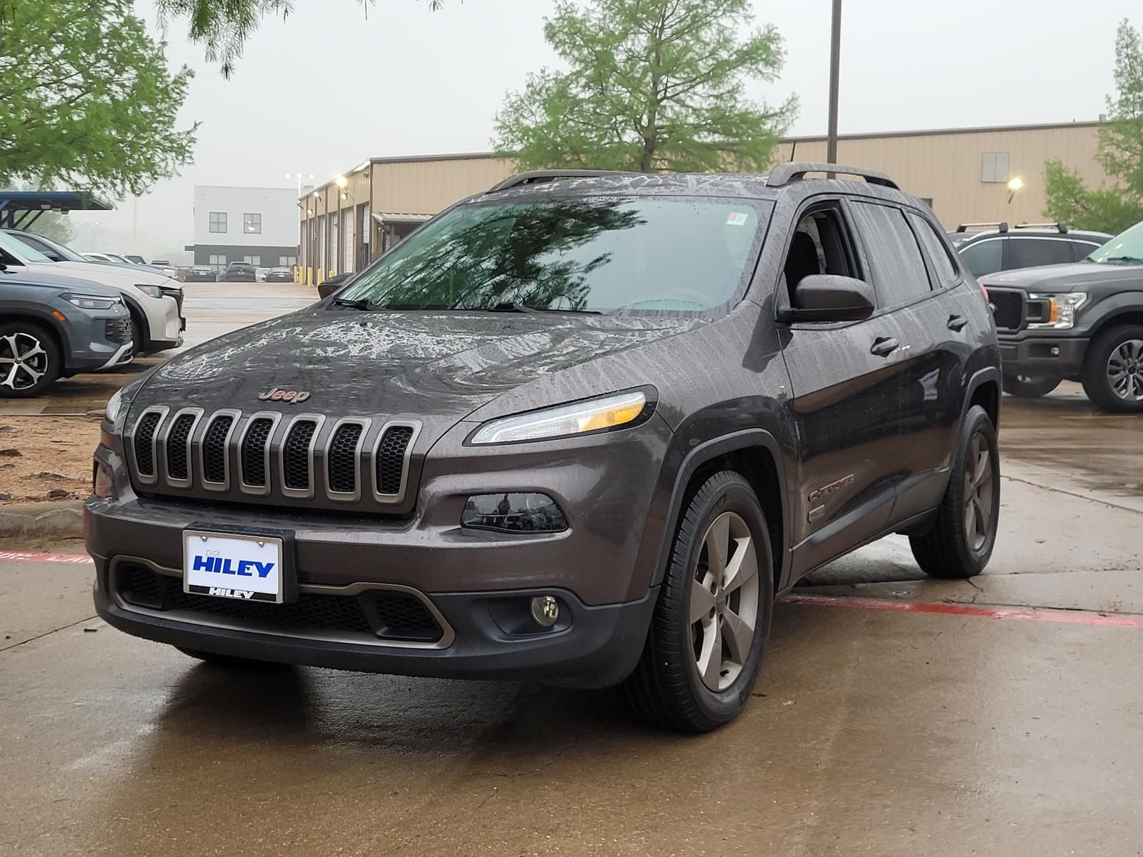 used 2016 Jeep Cherokee car, priced at $13,900