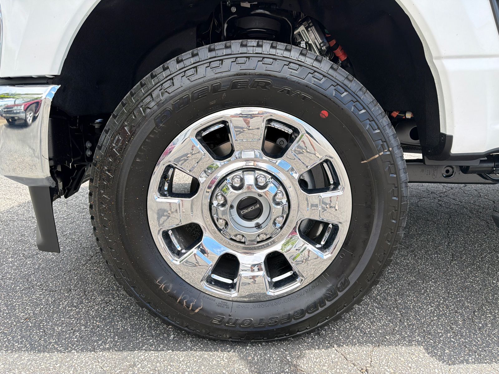 New 2026 Star White Metallic Tri-Coat Ford F-350® Lariat® image 12
