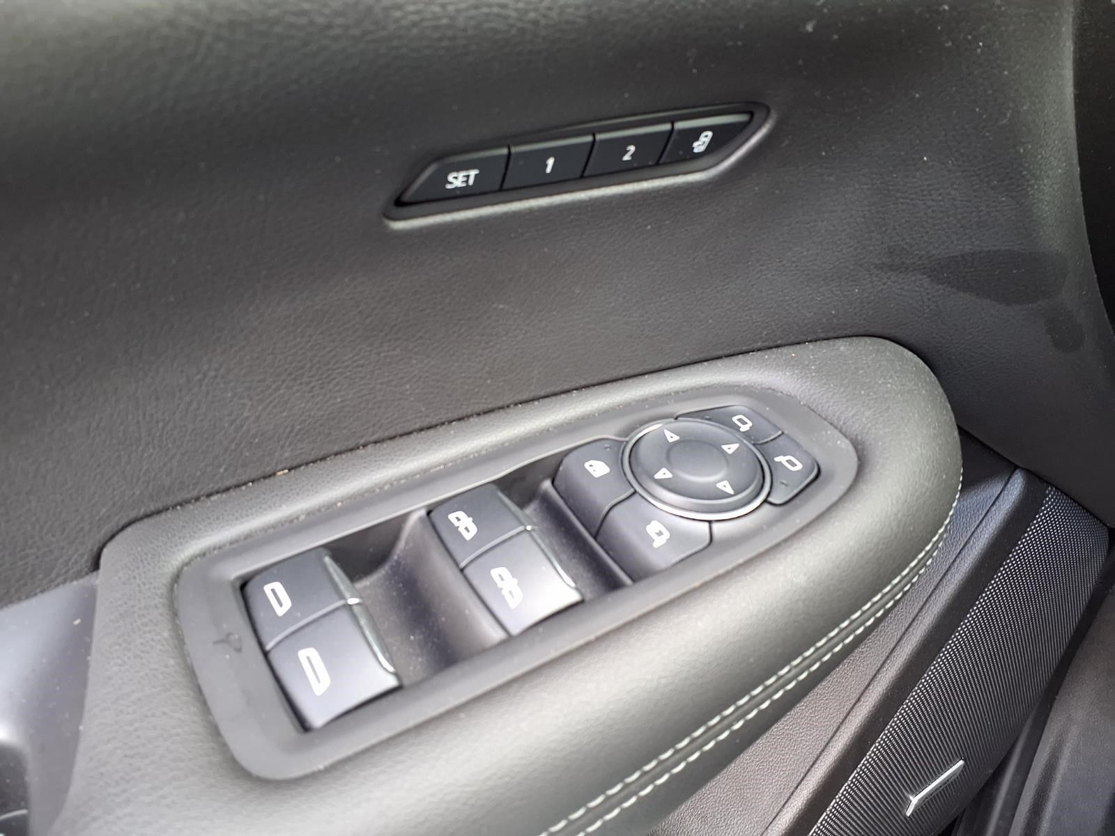 2024 Cadillac XT6 Luxury Black at Bayway Cadillac Southwest