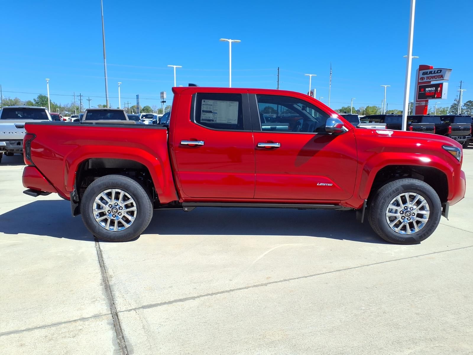 2026 Toyota Tacoma Hybrid Limited - 4