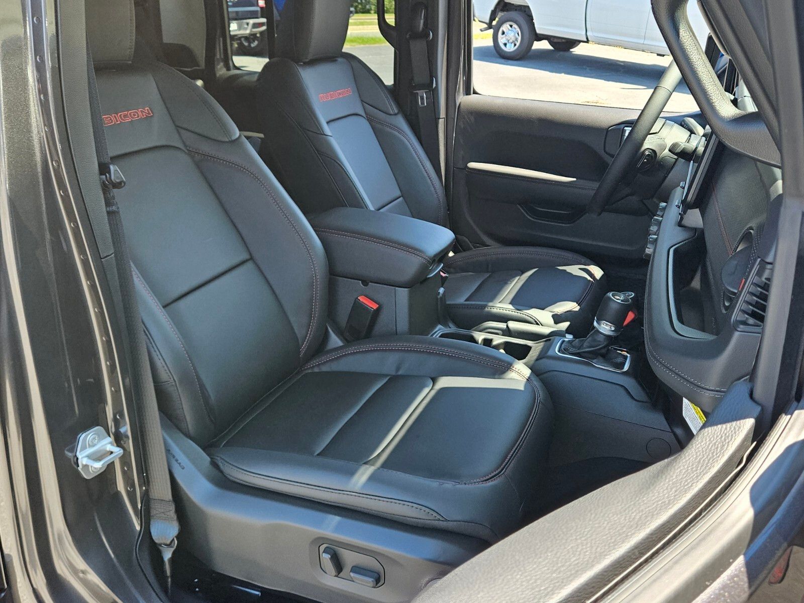2025 Jeep Gladiator Rubicon photo 12