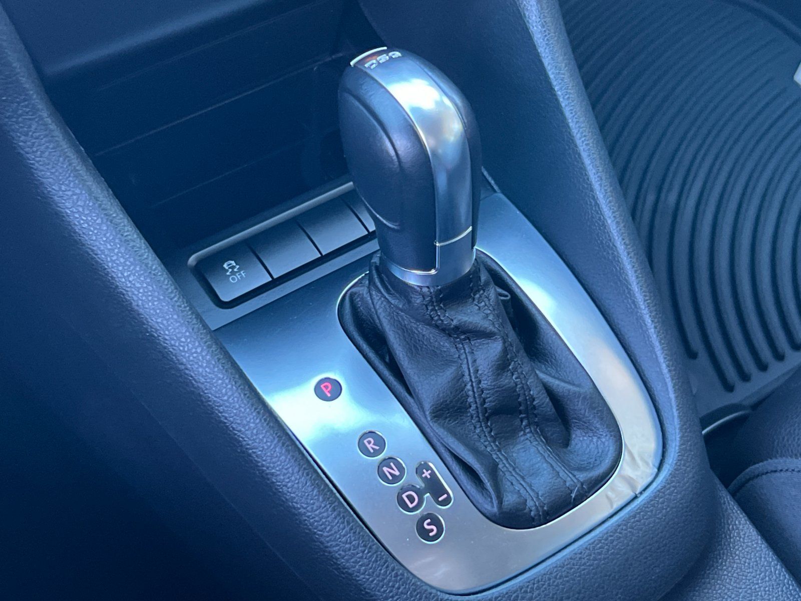 used 2014 Volkswagen Jetta SportWagen car, priced at $12,998