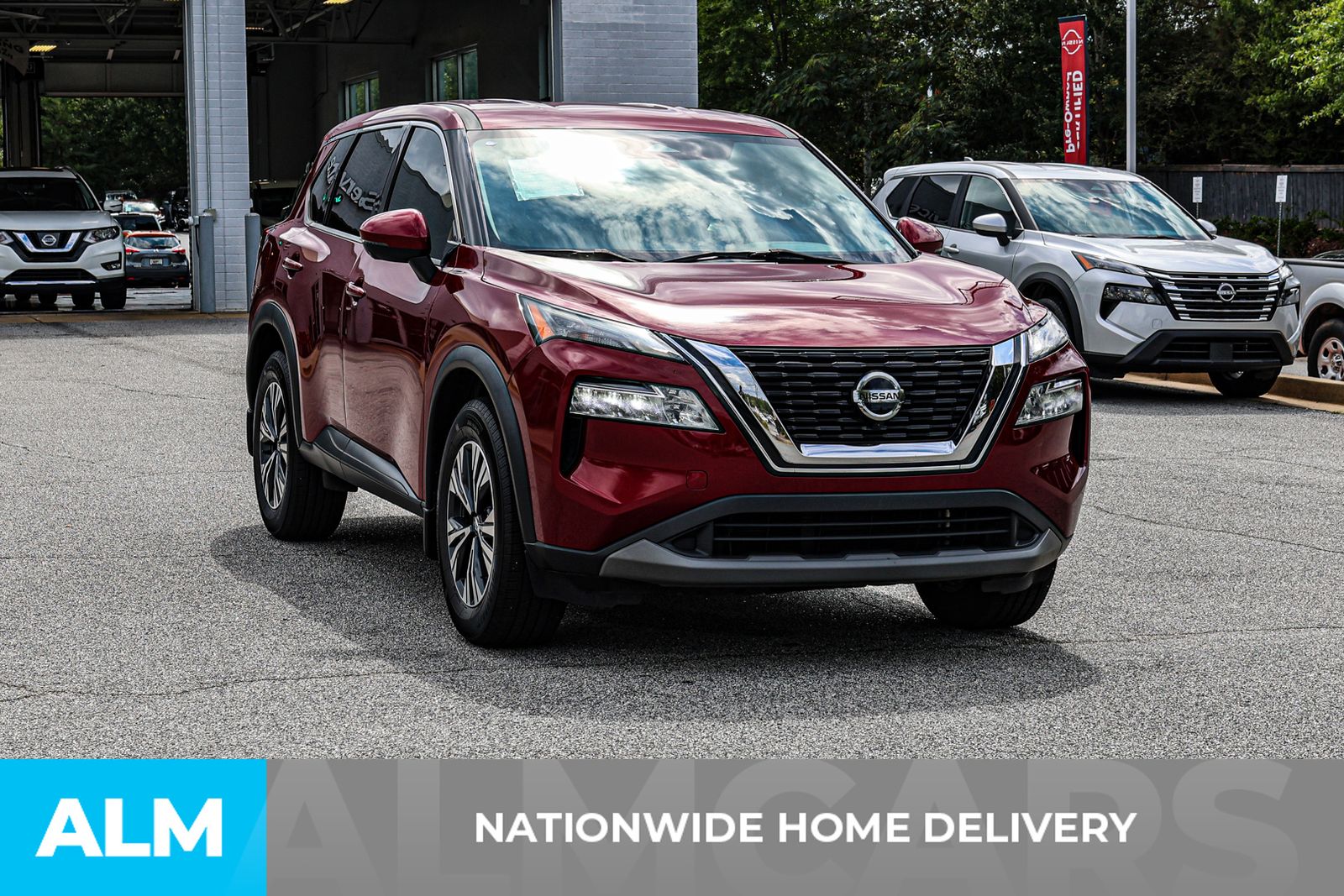 2021 Nissan Rogue SV photo 2