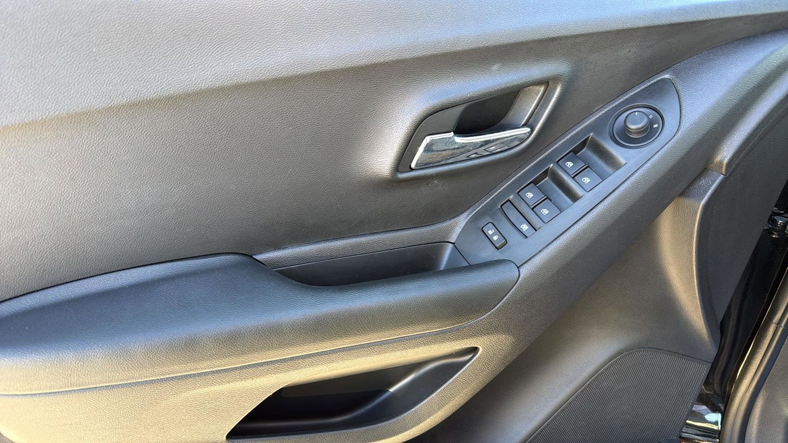 Used Car 2020 Chevrolet Trax  Lt For Sale Under $12,000 In Austin, Texas