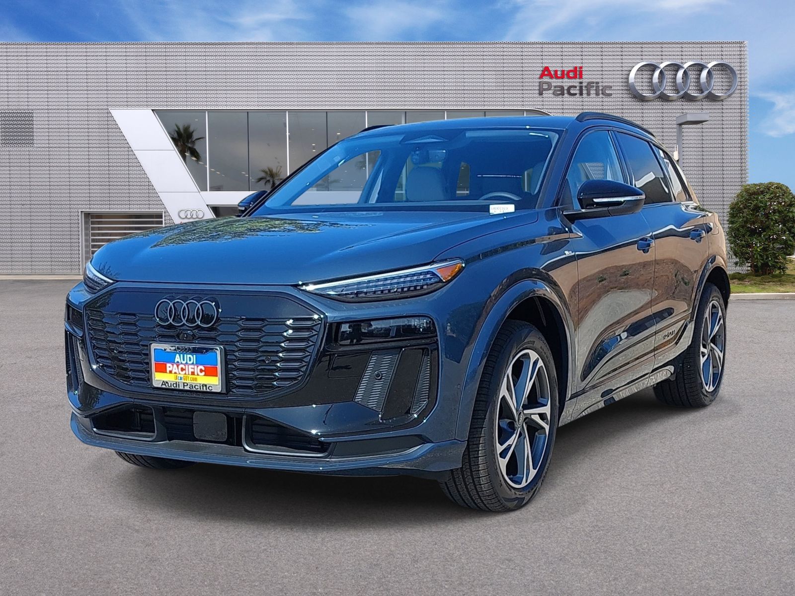 Plasma Blue Metallic 2027 Audi Q6 e-tron SUV / Crossover All-Wheel Drive Automatic