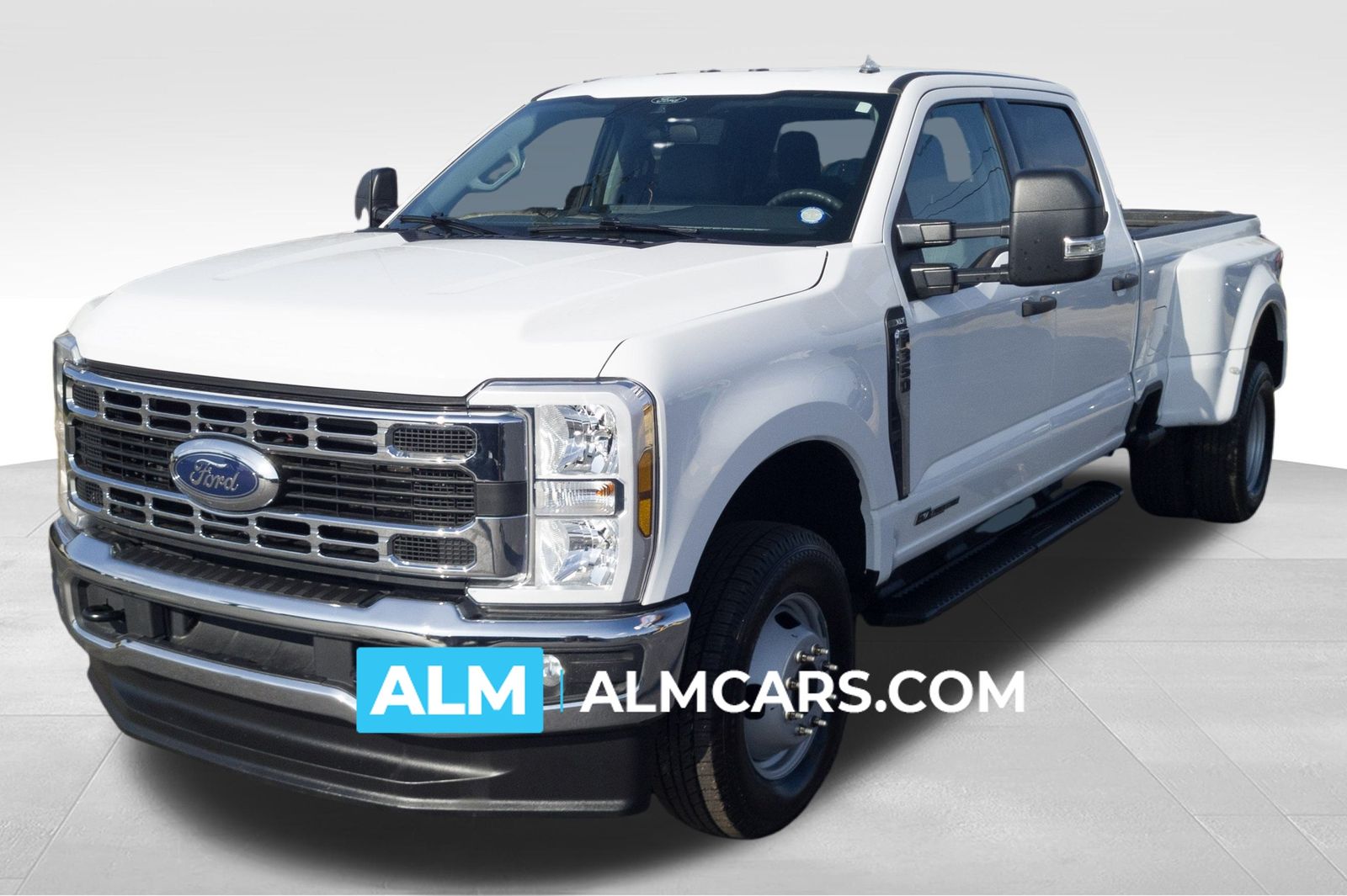 2025 Ford F-350 Super Duty XLT Crew Cab LB DRW 4WD