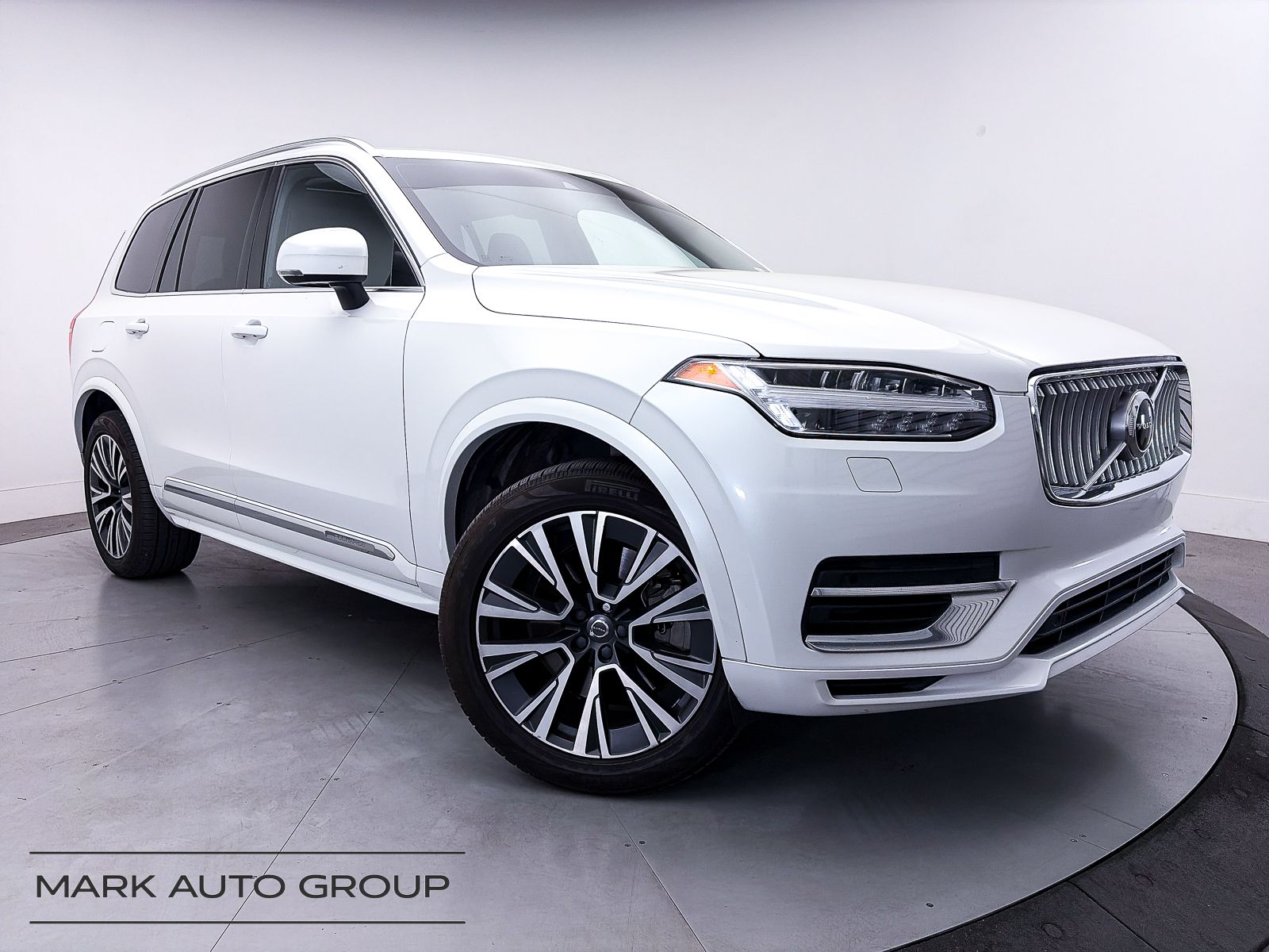 2021 Volvo XC90 Recharge Plug-In Hybrid T8 Inscription Expression 7 Passenger