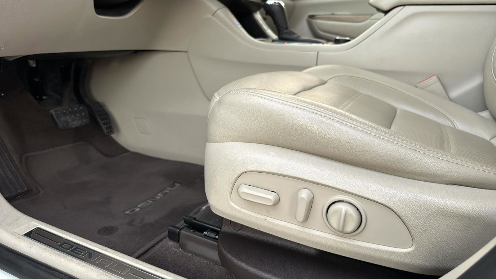 Used Car 2019 Gmc Acadia  Denali For Sale Under $20,000 In Austin, Texas