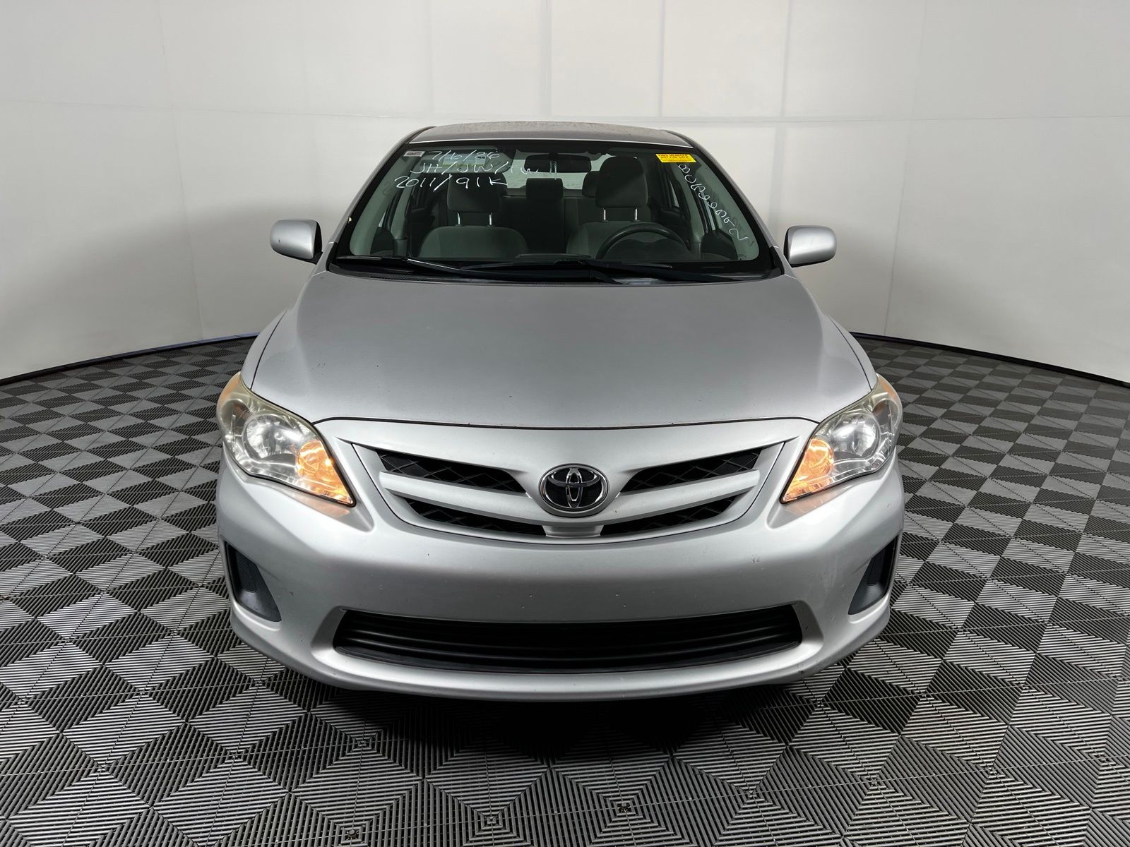 Thumbnail: 2011 Toyota Corolla - 2