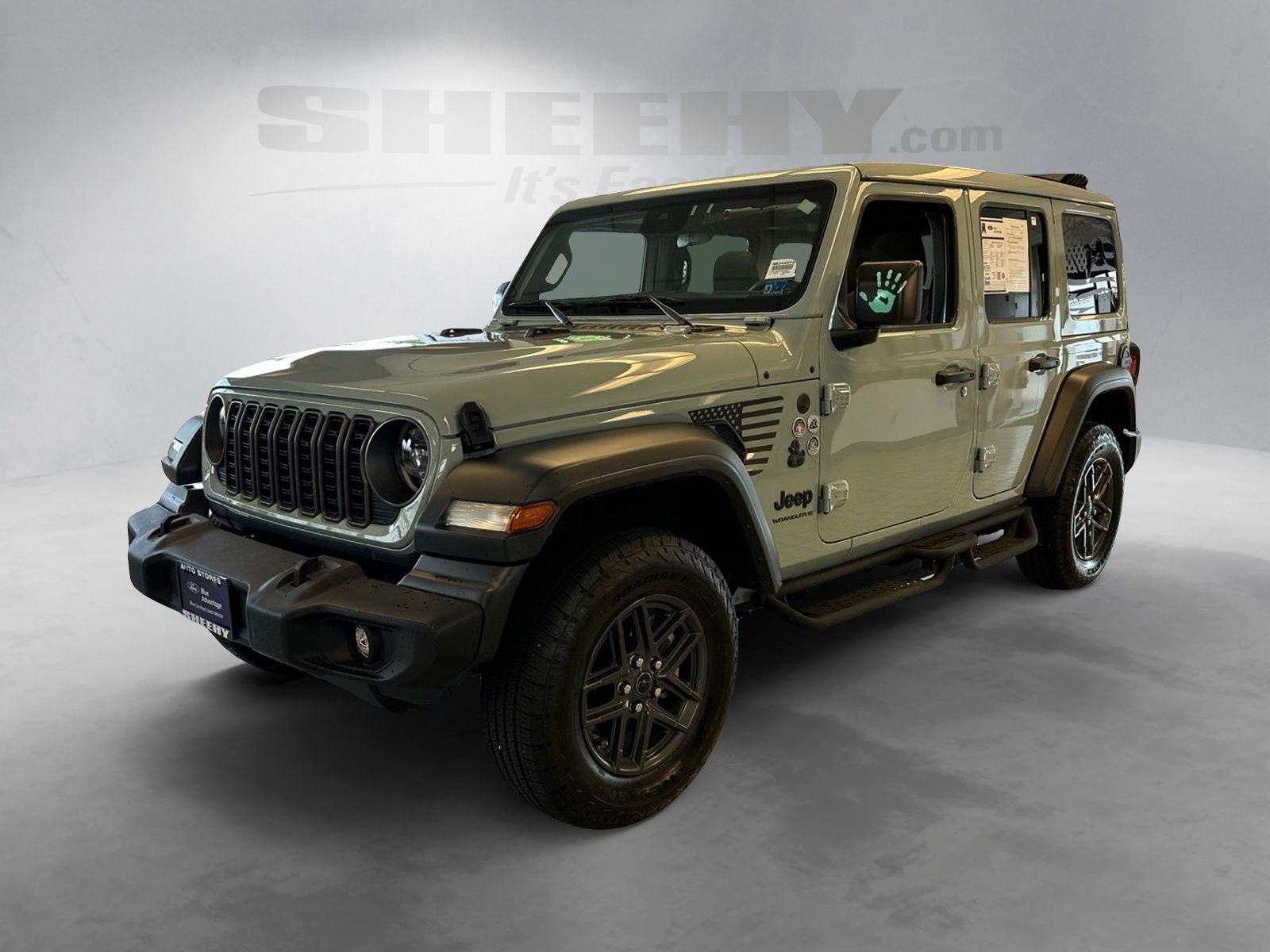 Used 2024 Earl Clearcoat Jeep Sport S image 19
