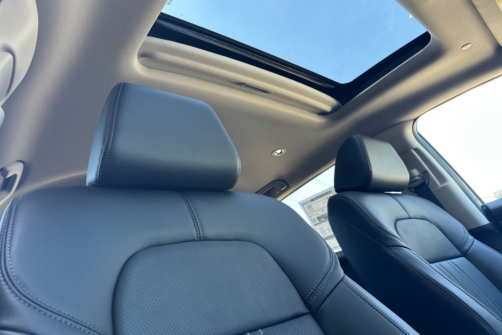 New 2027 Urban Gray Pearl Honda EX-L image 17
