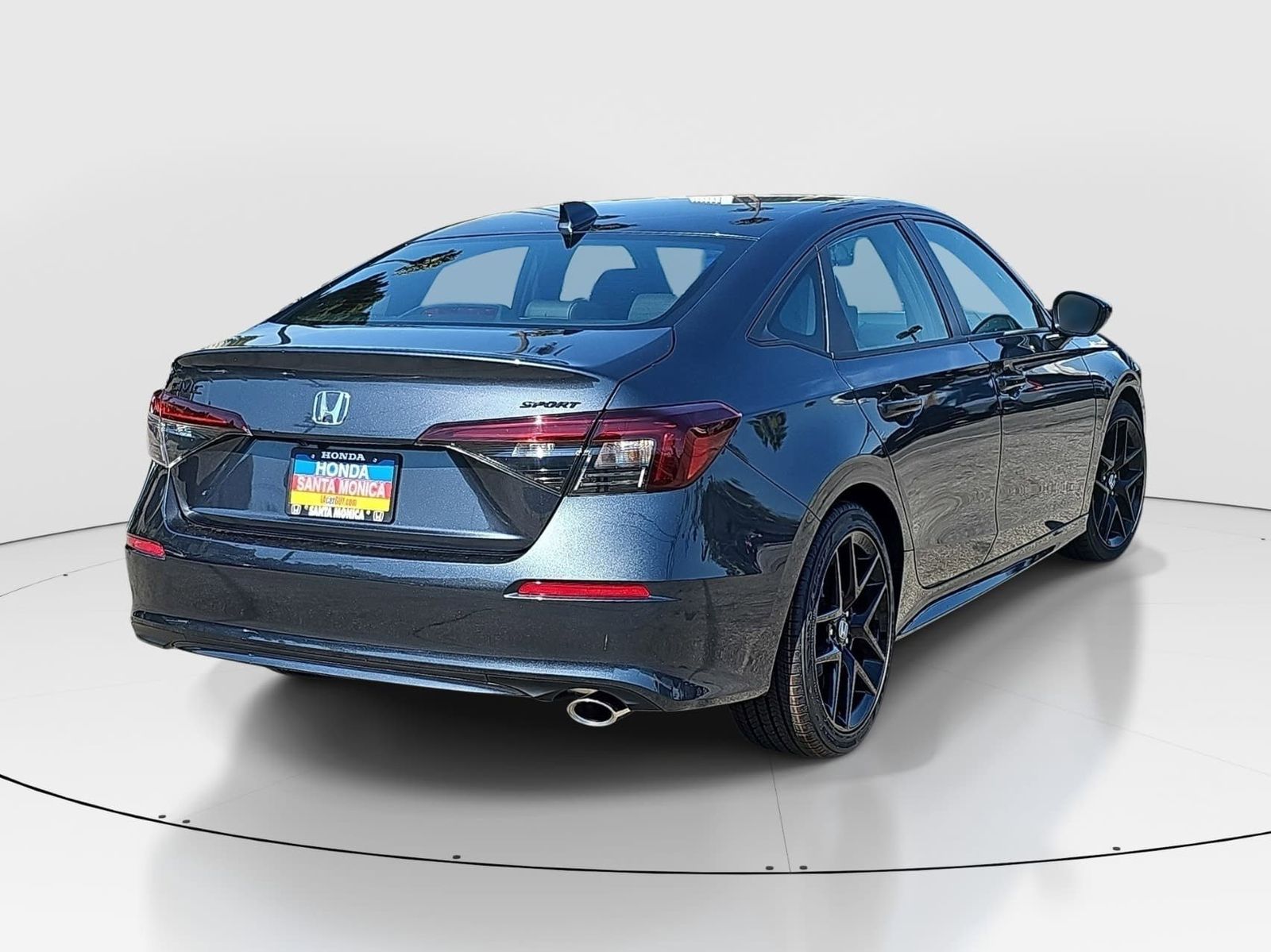 View vehicle photo 5