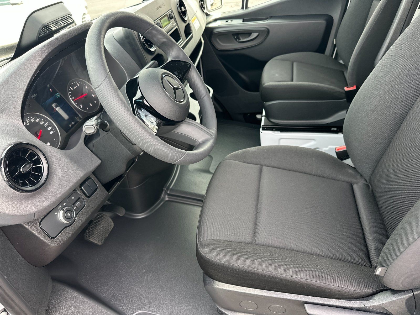 new 2026 Mercedes-Benz Sprinter 2500 car