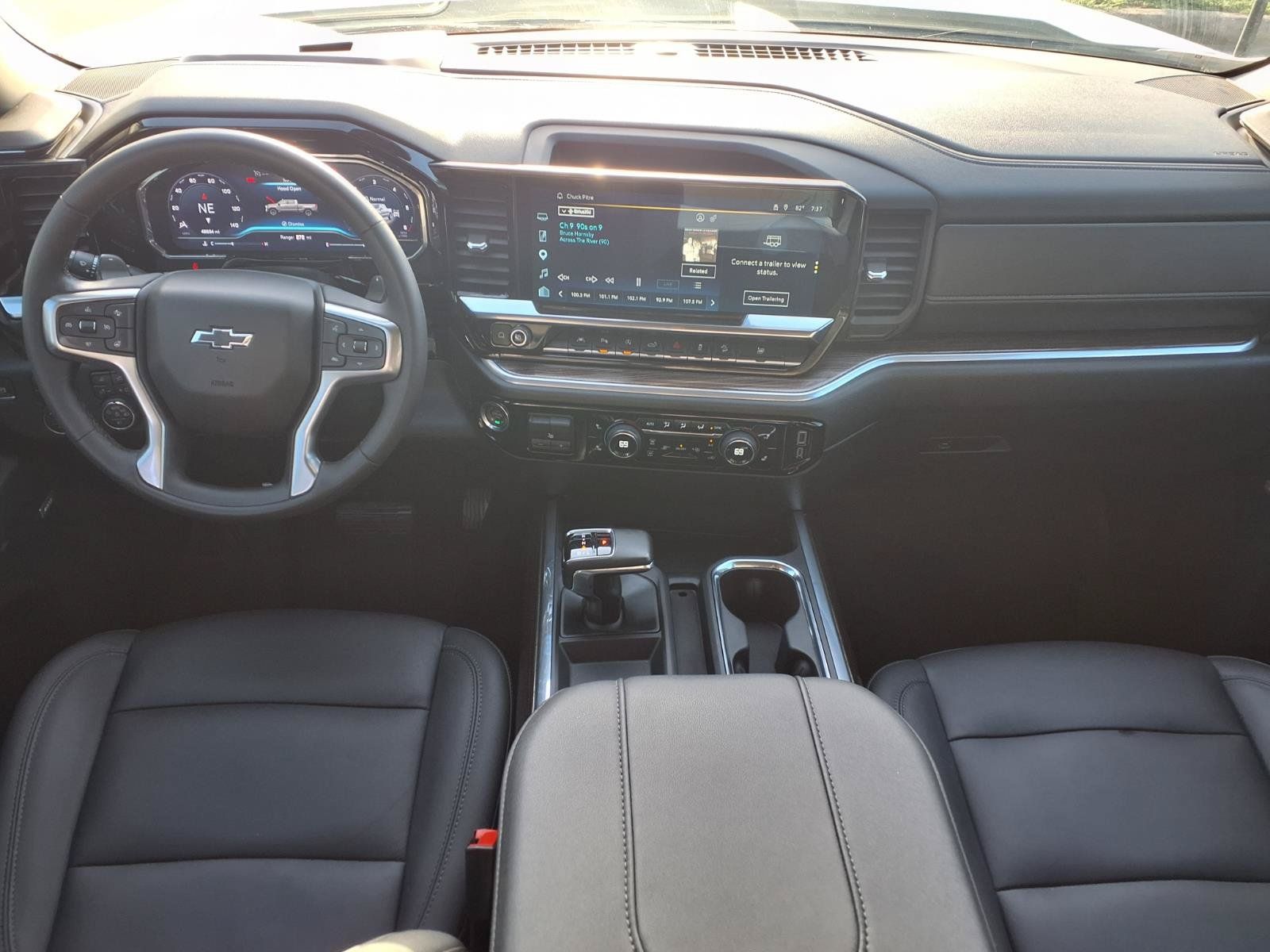 2024 Chevrolet Silverado 1500 RST - 10