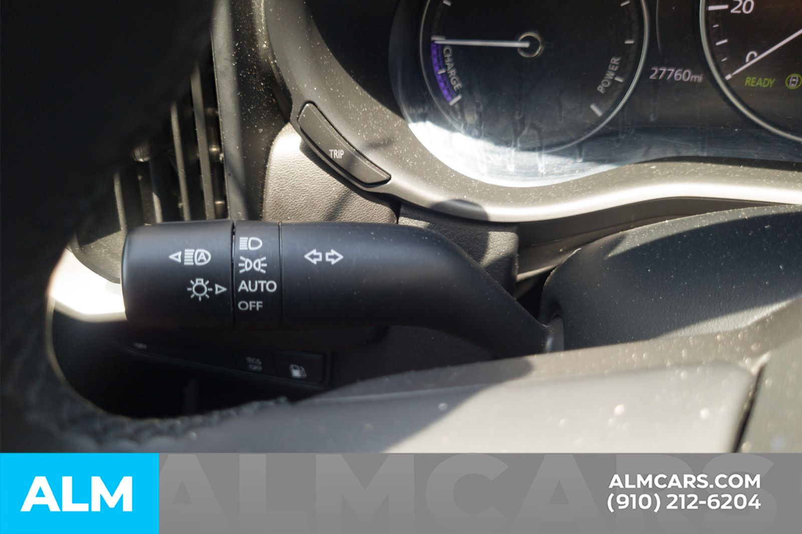 Used 2025 Gray Metallic Mazda Premium image 34