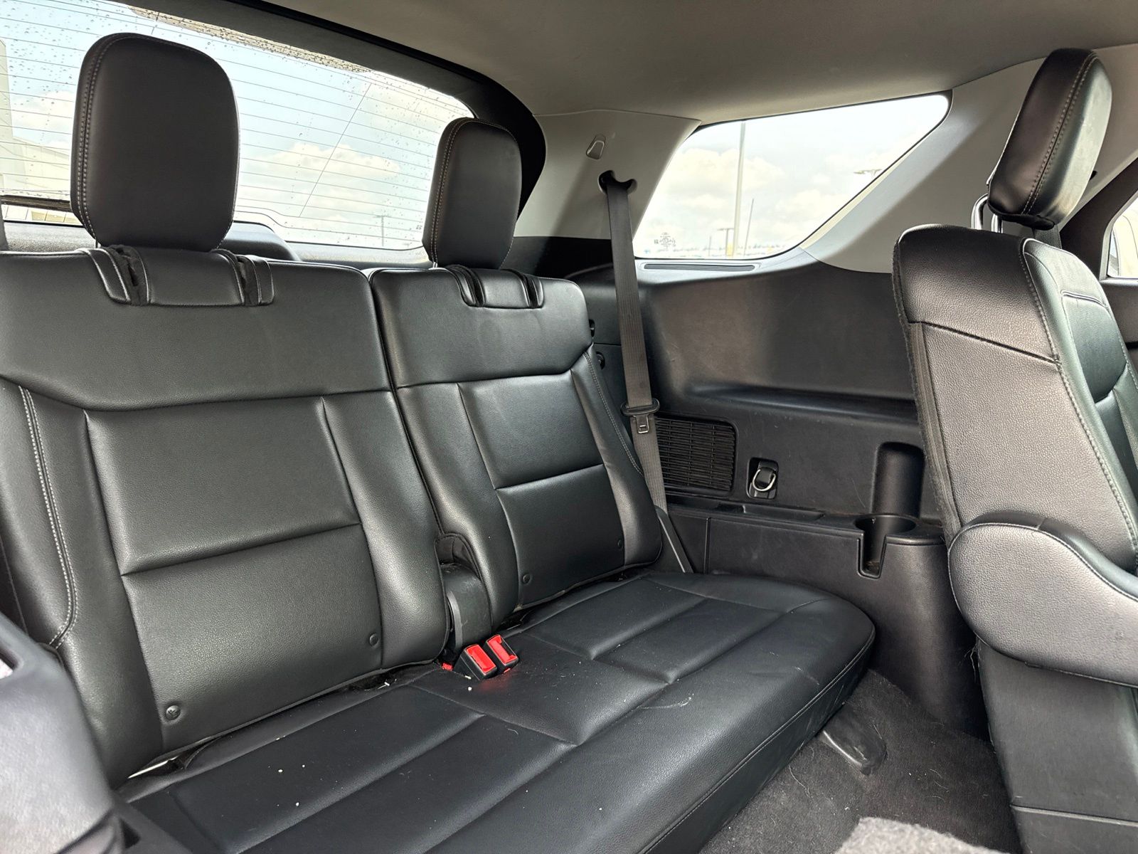 2021 Ford Explorer image 18