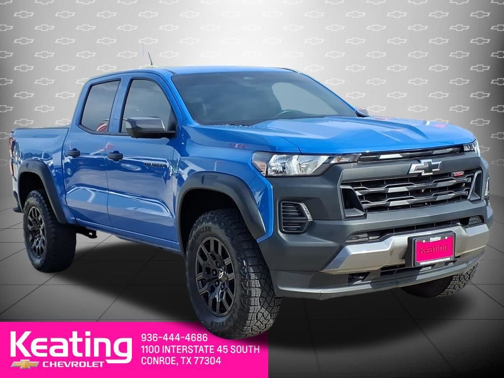 Reef Blue Metallic 2025 Chevrolet Colorado Pickup Truck Four-Wheel Drive 8-Speed Automatic