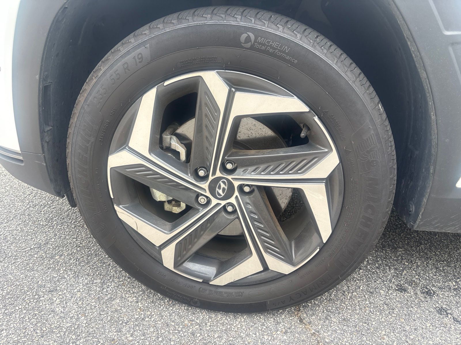 Used 2024 White Hyundai Limited image 8