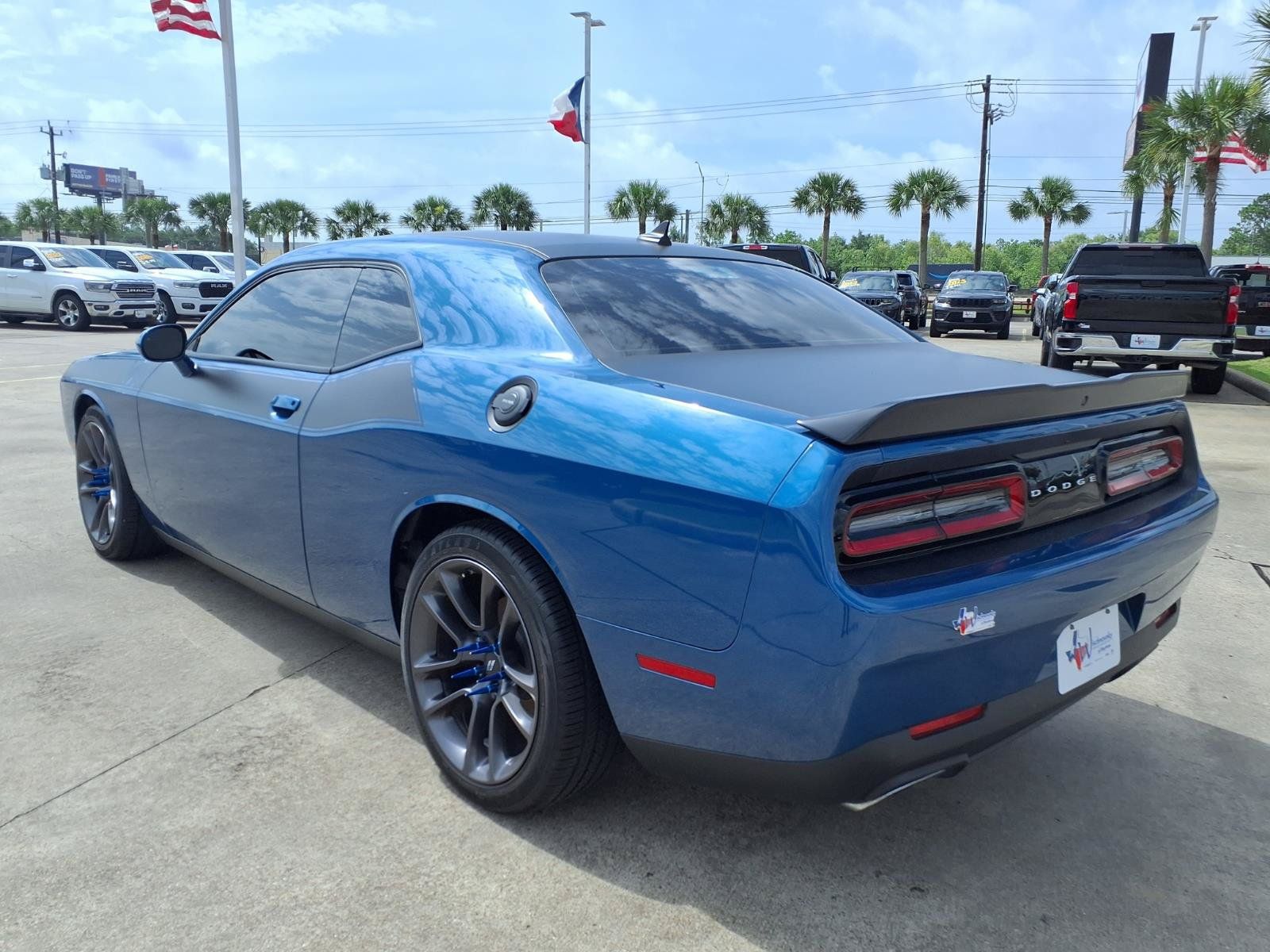 2023 Dodge Challenger R/T - 7