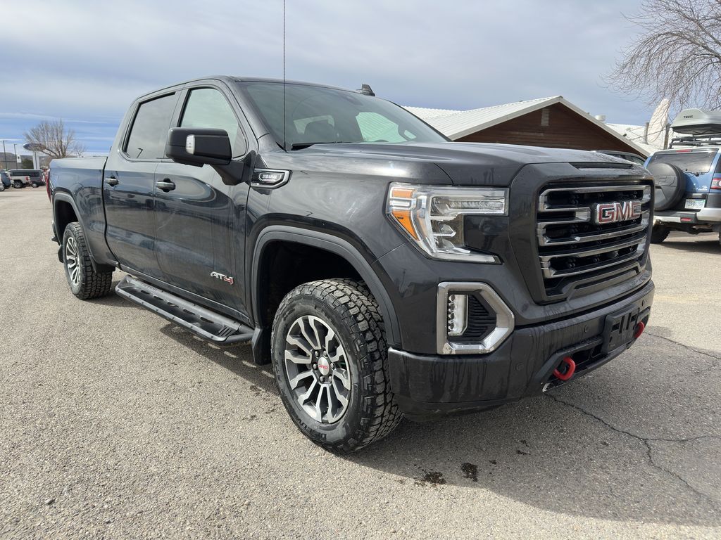 2020 GMC Sierra 1500 AT4 Crew Cab 4WD