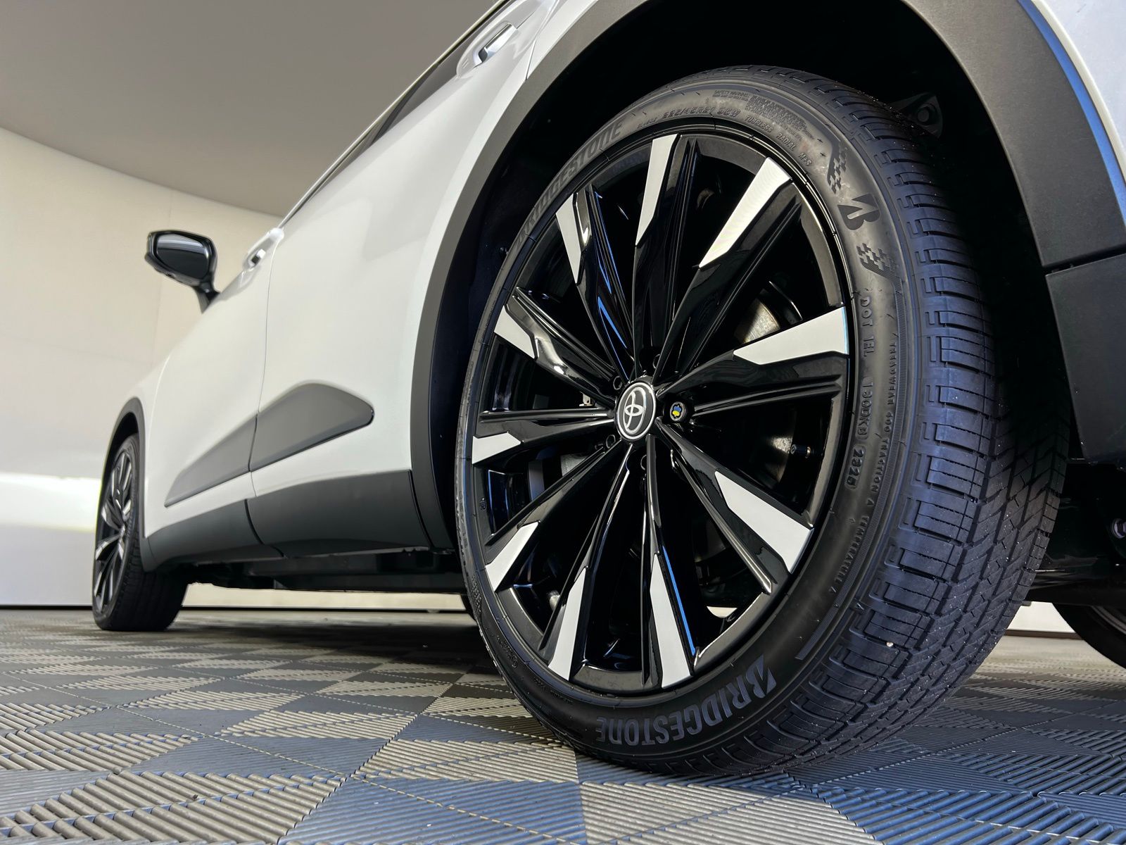 Thumbnail: 2026 Toyota Crown - 29