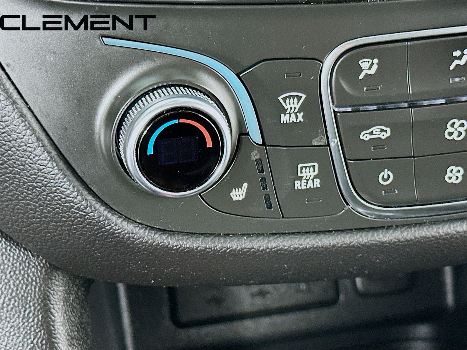 used 2023 Chevrolet Equinox car, priced at $19,299