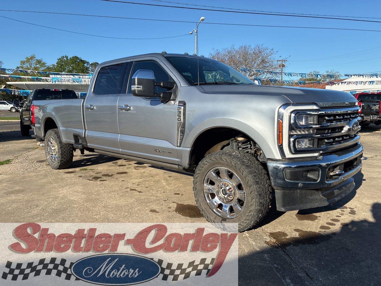 2023 Ford F-350 Super Duty Lariat Crew Cab 4WD